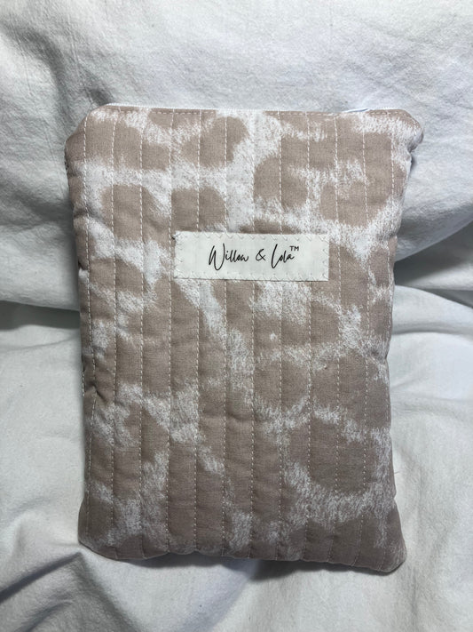 Snow Leopard Zip Kindle Sleeve